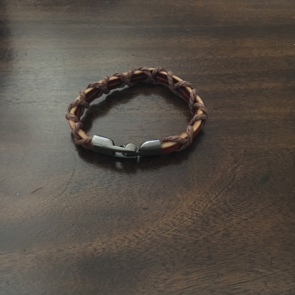 Braided leather bracelet - Picture 3 of 4